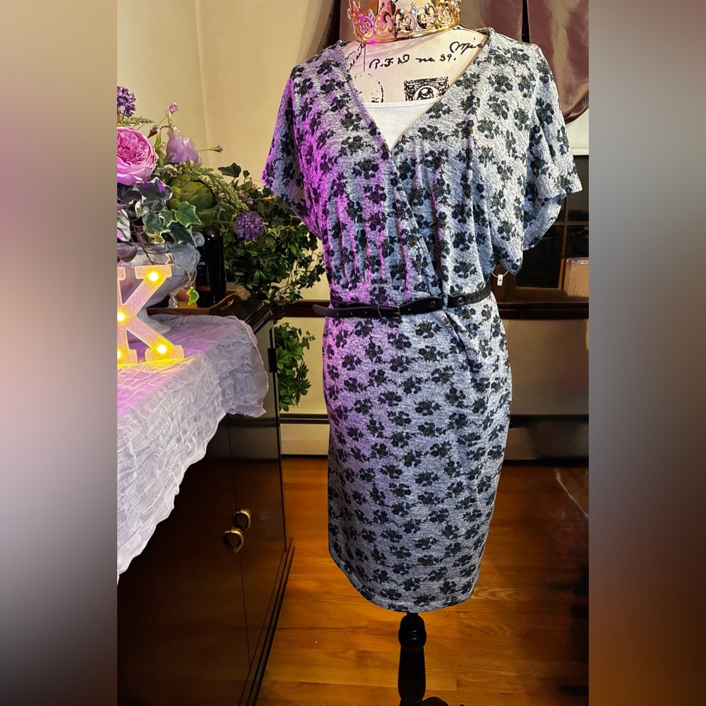 EUC Torrid Floral Grey, Blue, Green & Yellow Sweater Dress Size 3 (I Think?) 🤔